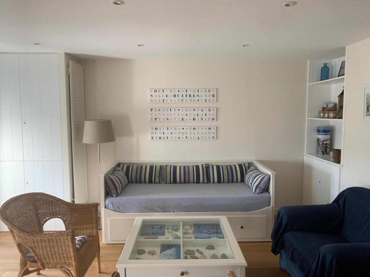 Apartamento Vue Sur Mer Cancale Exterior foto
