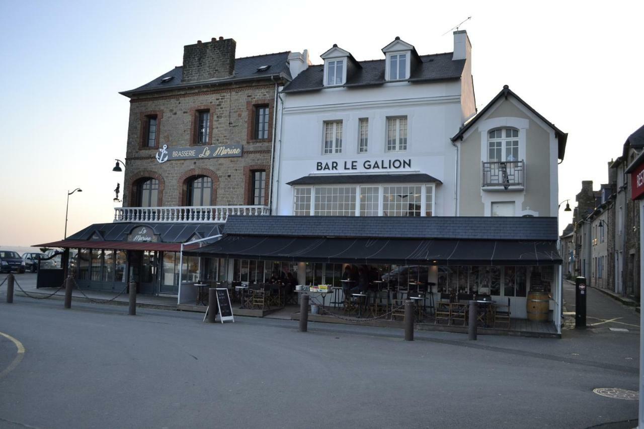 Apartamento Vue Sur Mer Cancale Exterior foto